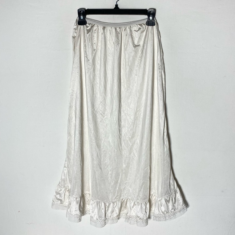 Vintage White Cream Satiny Skirt Slip W Lace Hem M Coquette Boho Soft Girl